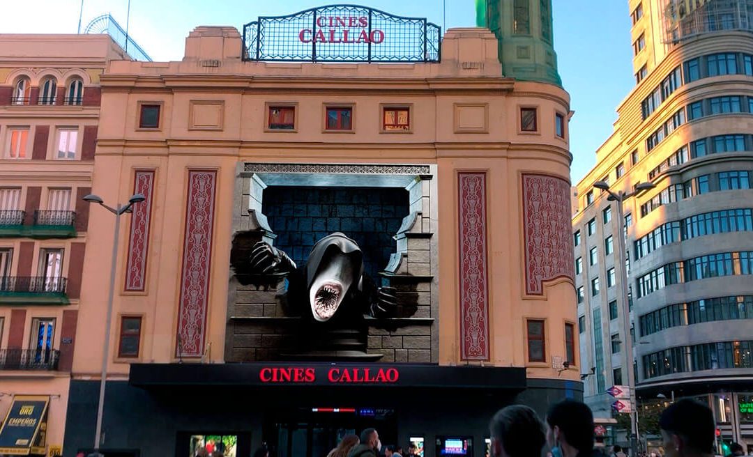 ‘LA RUEDA DEL TIEMPO’ DE AMAZON PRIME VIDEO EN LAS PANTALLAS DE CALLAO CITY LIGHTS