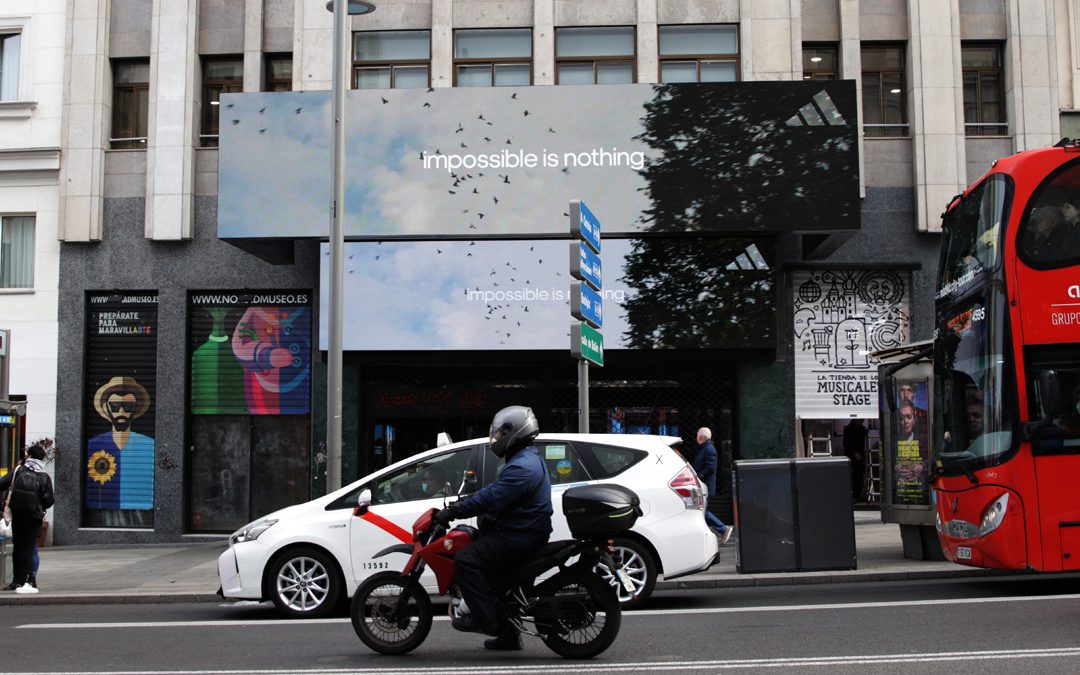 ADIDAS RINDE HOMENAJE AL `RUNNING´ EN CIRCUITO GRAN VÍA