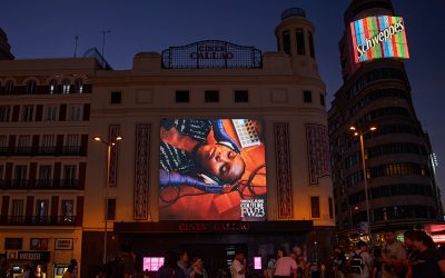 EL ESPÍRITU CREATIVO DE VERSACE JEANS COUTURE FW23 LLEGA A CALLAO CITY LIGHTS