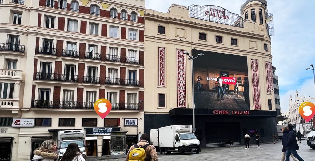 CALLAO CITY LIGHTS CON SAMPLIA