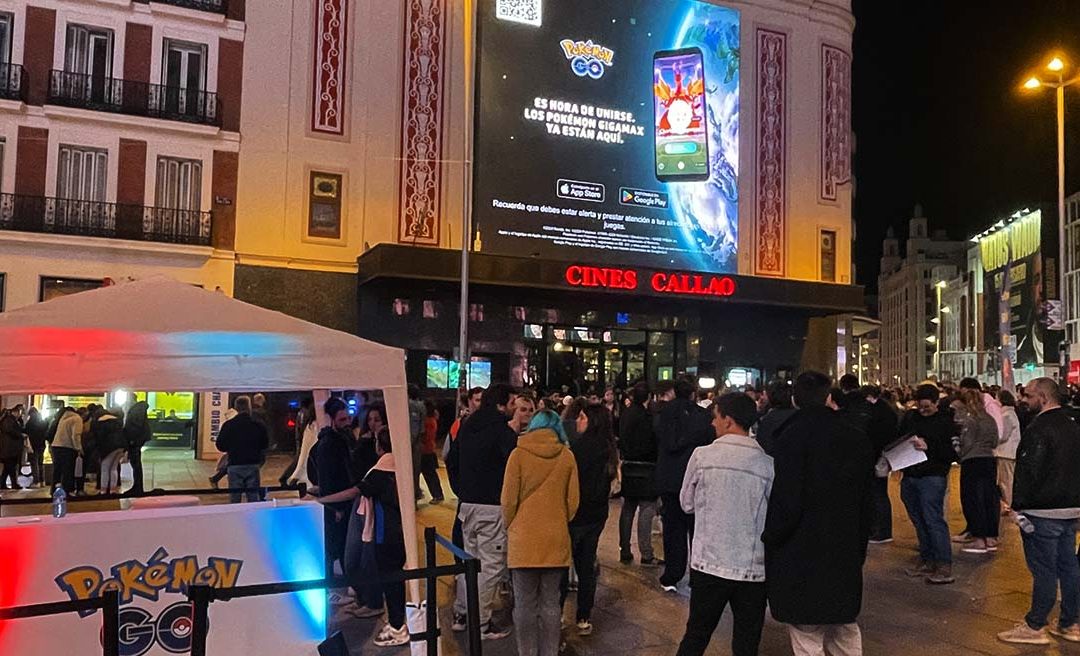 INVASIÓN POKÉMON EN LA PLAZA DEL CALLAO