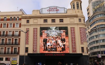 ‘LOS CHICOS DEL CORO’ LLENAN DE EMOCIÓN LAS PANTALLAS DE CALLAO CITY LIGHTS