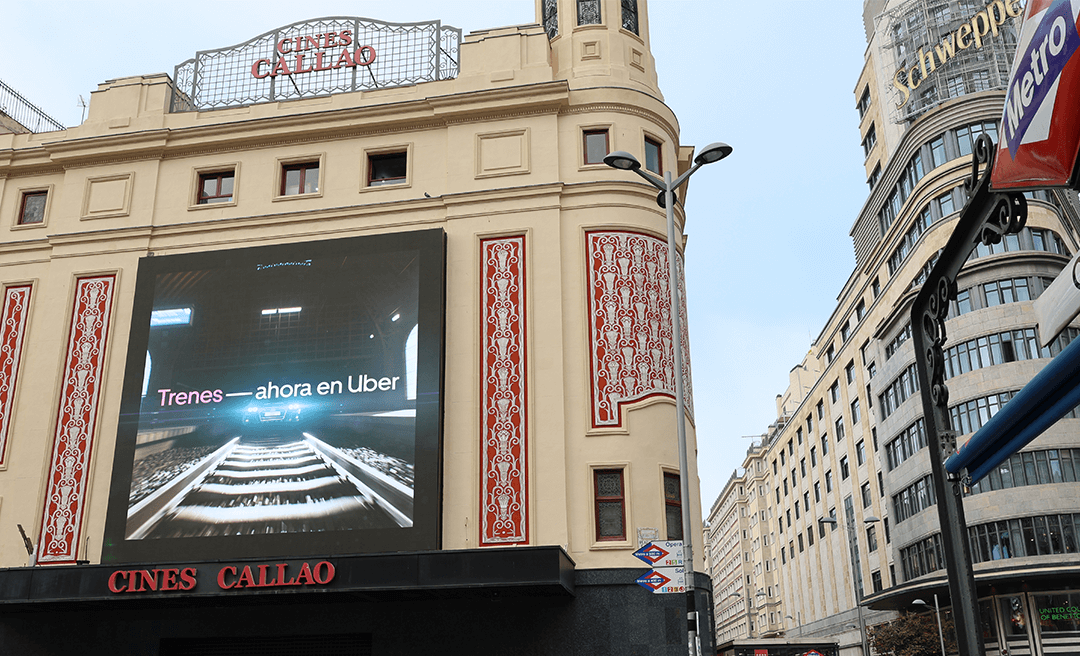 UBER PROMOCIONA SU SERVICIO DE BILLETES DE TREN EN CALLAO CITY LIGHTS