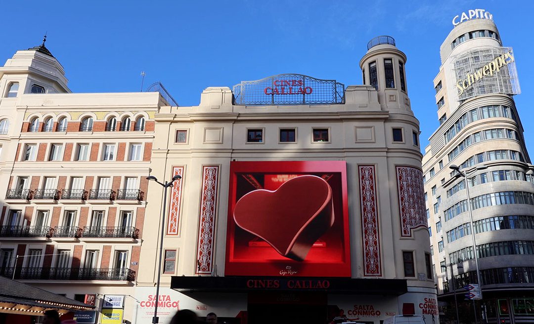 NESTLÉ CAJA ROJA UNVEILS ITS MORE ‘FASHIONABLE’ AND APPETISING IMAGE AT CIRCUITO GRAN VÍA