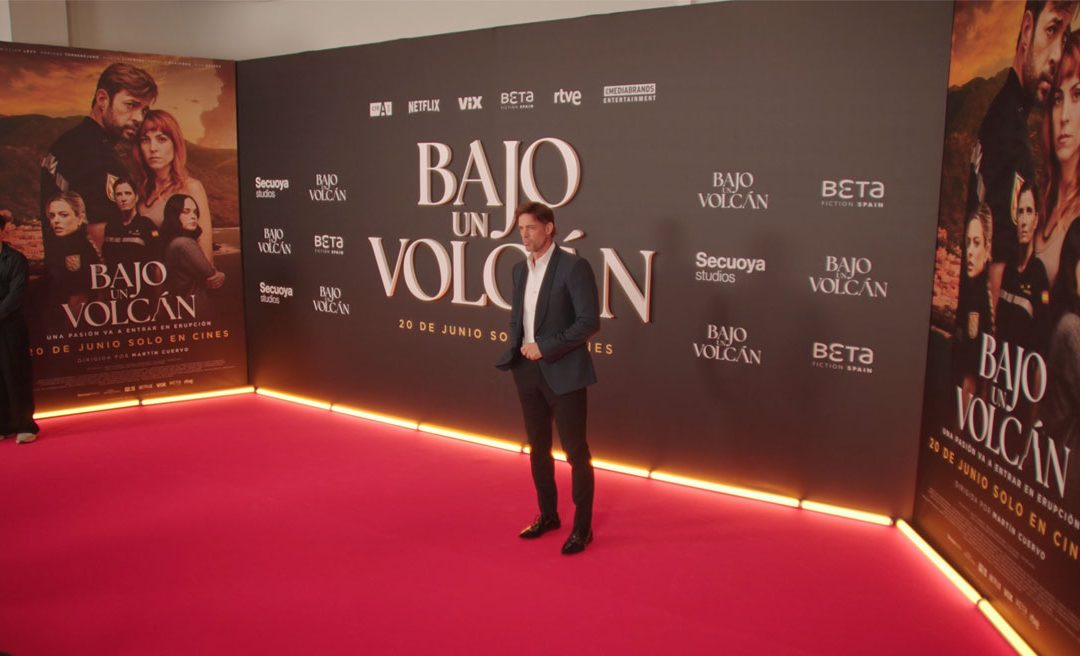 WILLIAM LEVY REVOLUTIONISES CALLAO AT THE PREMIERE OF “BAJO UN VOLCÁN”