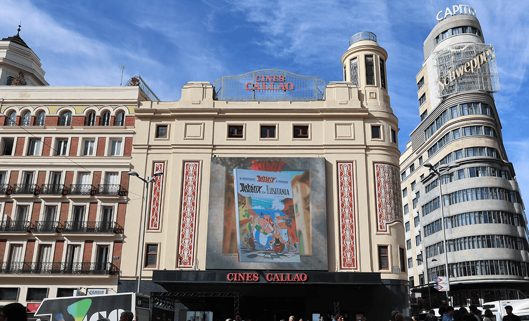 ANAYA PRESENTA ‘ASTÉRIX EN LUSITANIA’ EN CALLAO CITY LIGHTS