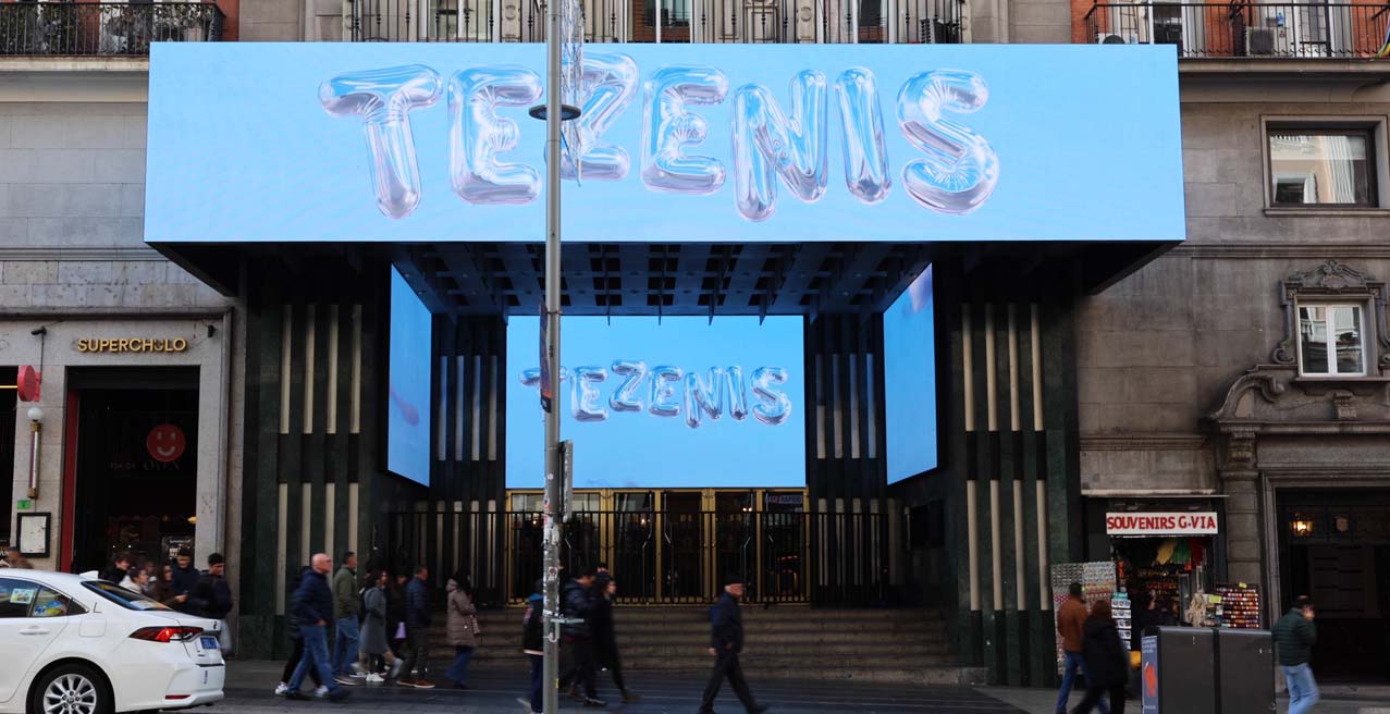 TEZENIS DOOH INAUGURACIÓN PRECIADOS