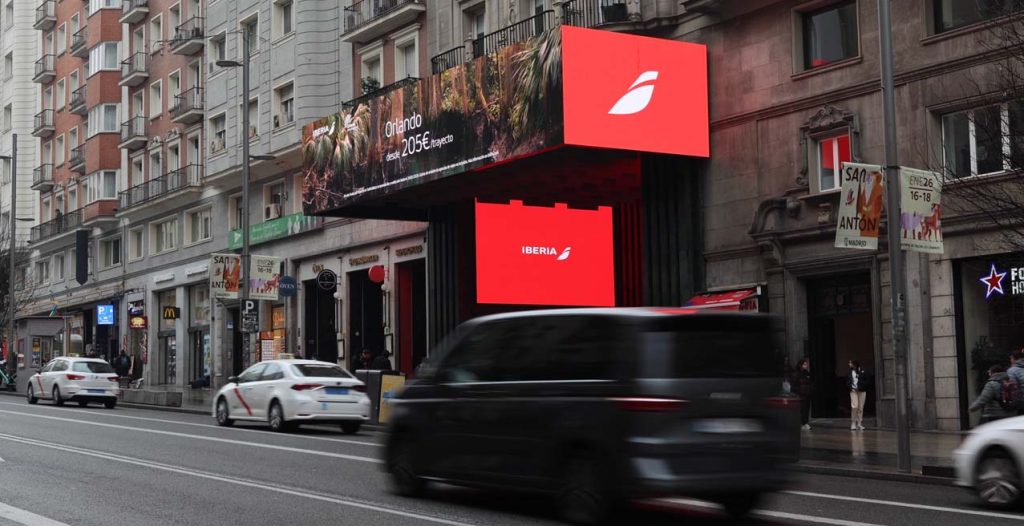 IBERIA ORLANDO DOOH MADRID