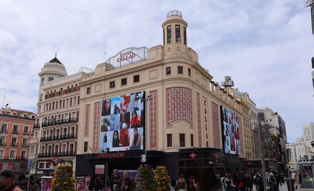 CALLAO CITY LIGHTS, ESCAPARATE DE LAS PROPUESTAS DE PRIMAVERA DE H&M