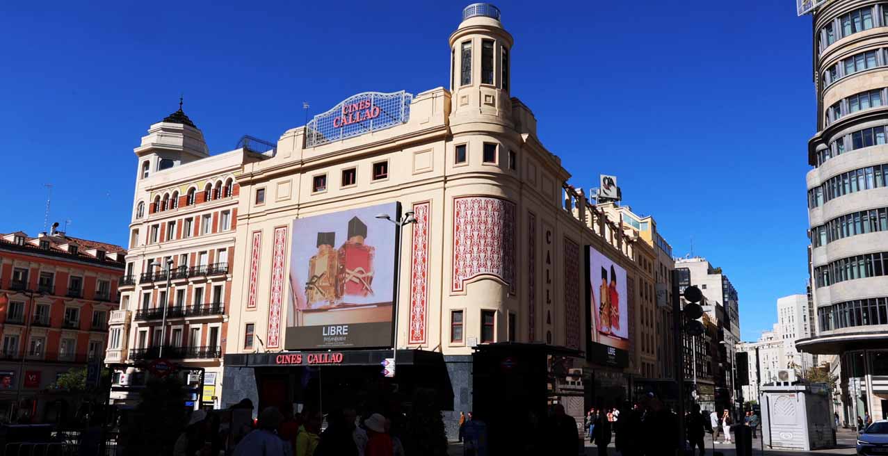 YSL LIBRE DOOH MADRID