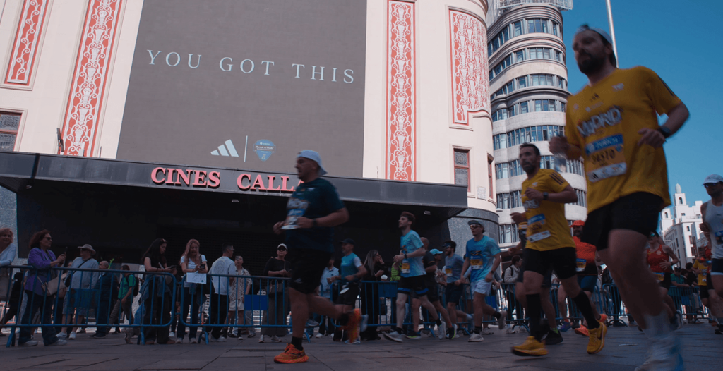 MAPOMA Adidas en Cines Callao