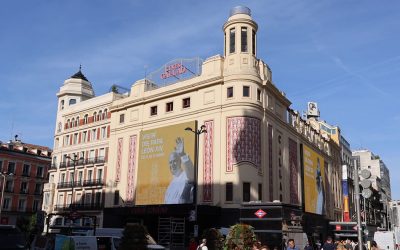 EL AYUNTAMIENTO DE MADRID DA LA BIENVENIDA AL PAPA EN CIRCUITO GRAN VÍA