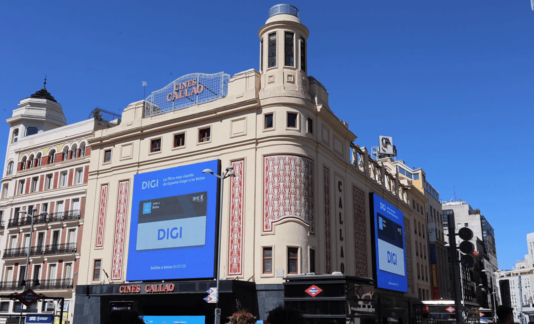 LAS PANTALLAS DE CALLAO CITY LIGHTS RETRANSMITEN EN DIRECTO LA SALIDA A BOLSA DE DIGI EN ESPAÑA