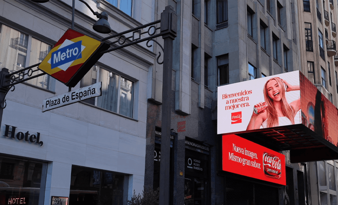CIRCUITO GRAN VÍA, ESCAPARATE DE LA NUEVA IMAGEN DE COCA – COLA ZERO