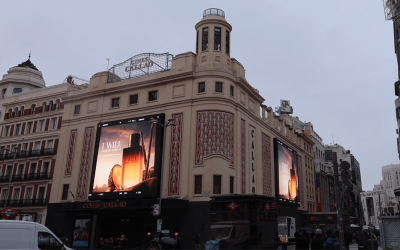 ARMANI DESPLIEGA SU NUEVA FRAGANCIA EN CALLAO CITY LIGHTS